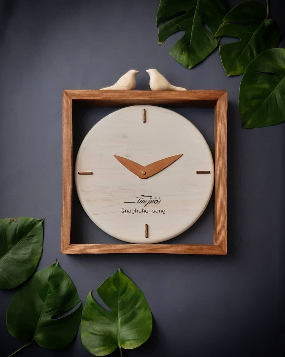 ساعت g۳۴ سفید