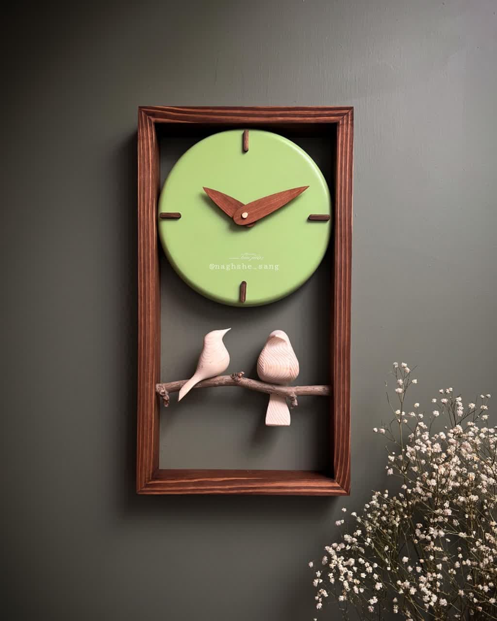 ساعت دیواری g25 سبز